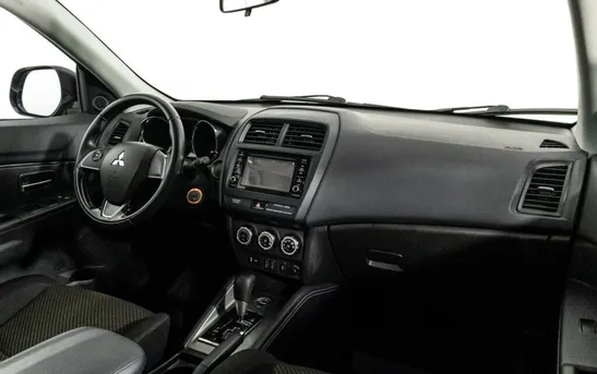 Mitsubishi ASX 2.00 Вариатор, фото №1