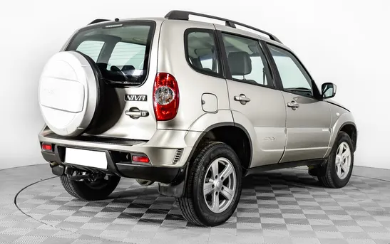 Chevrolet Niva 1.70 Механика, фото №1