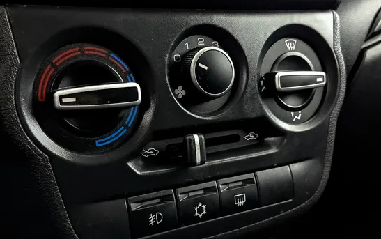 Lada (ВАЗ) Granta 1.60 Механика, фото №1