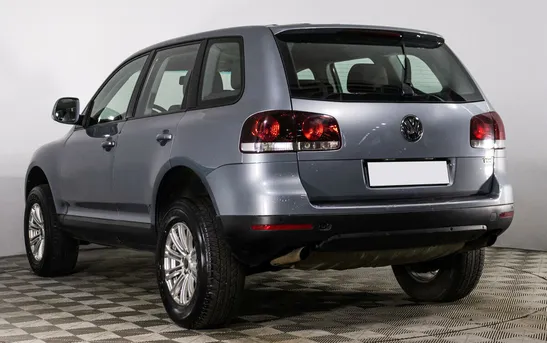 Volkswagen Touareg 2.50 Автоматическая, фото №1