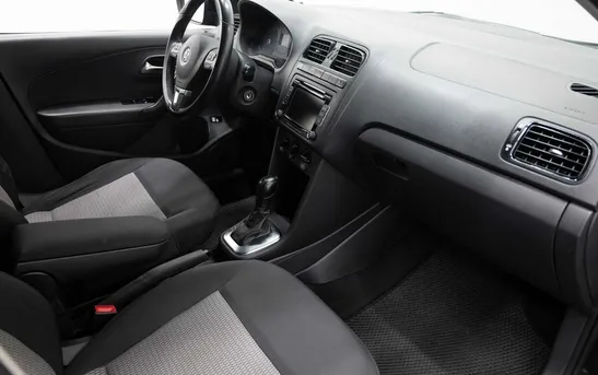Volkswagen Polo 1.60 Автоматическая, фото №1