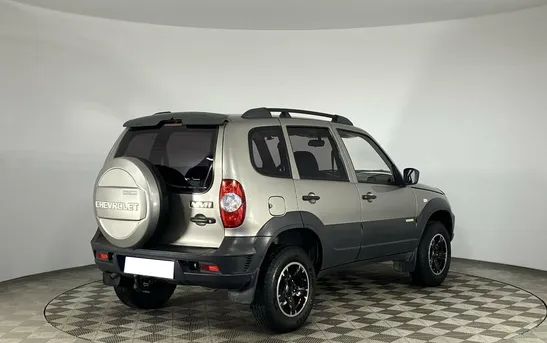 Chevrolet Niva 1.70 Механика, фото №1