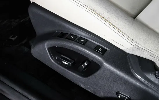 Volvo XC60 2.40 Автоматическая, фото №1