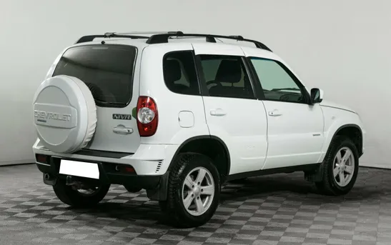 Chevrolet Niva 1.70 Механика, фото №1