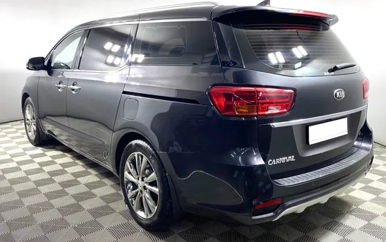 Kia Carnival 2.20 Автоматическая, фото №1