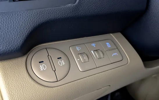 Hyundai H-1 2.50 Автоматическая, фото №1