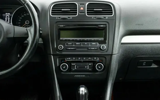 Volkswagen Golf 1.60 Робот, фото №1