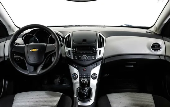 Chevrolet Cruze 1.60 Механика, фото №1