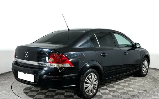 Opel Astra 1.80 Автоматическая, фото №1