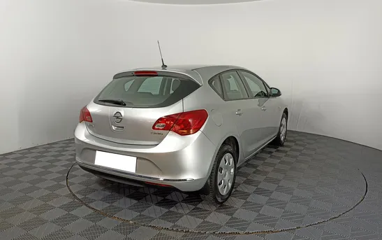 Opel Astra 1.40 Автоматическая, фото №1