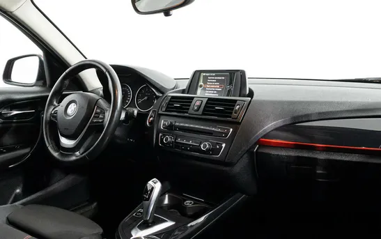 BMW 1 серии 1.60 Автоматическая, фото №1
