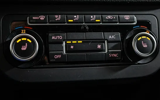 Volkswagen Tiguan 2.00 Автоматическая, фото №1