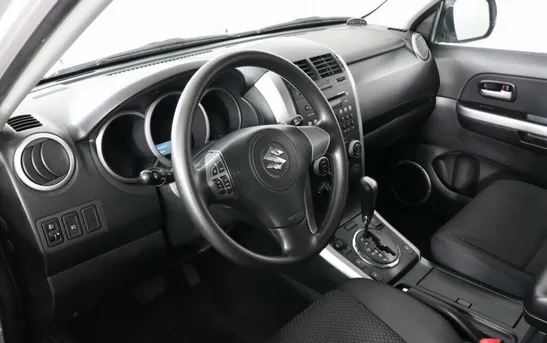 Suzuki Grand Vitara 2.00 Автоматическая, фото №1