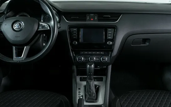 Skoda Octavia 1.60 Автоматическая, фото №1