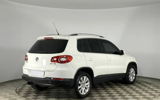 Volkswagen Tiguan 2.00 Автоматическая, фото №1