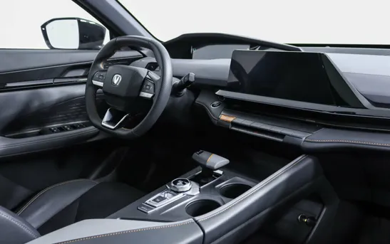 Changan UNI-V 1.50 Робот, фото №1