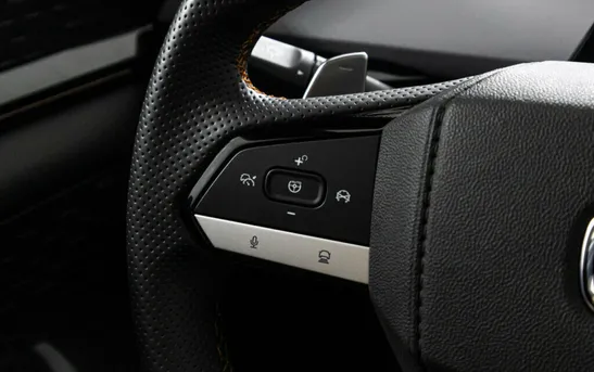 Changan UNI-V 1.50 Робот, фото №1