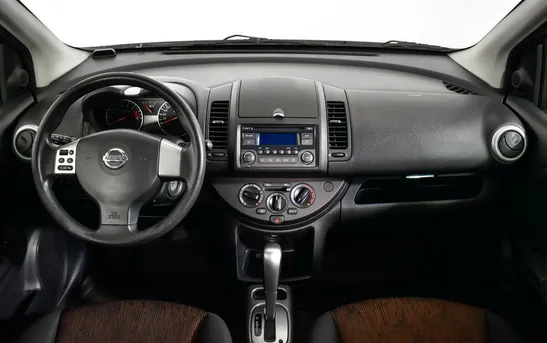 Nissan Note 1.60 Автоматическая, фото №1