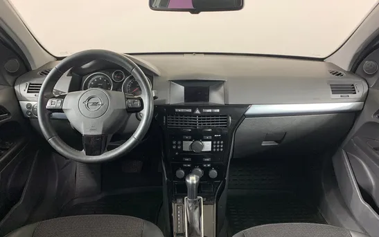 Opel Astra 1.80 Автоматическая, фото №1