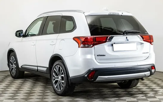 Mitsubishi Outlander 2.00 Вариатор, фото №1