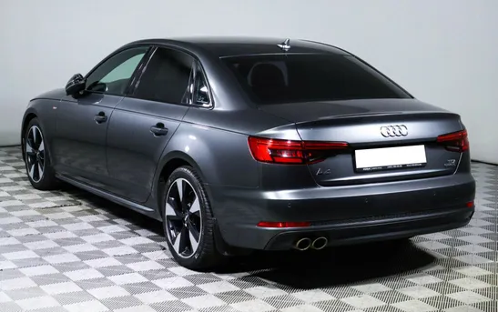 Audi A4 2.00 Робот, фото №1