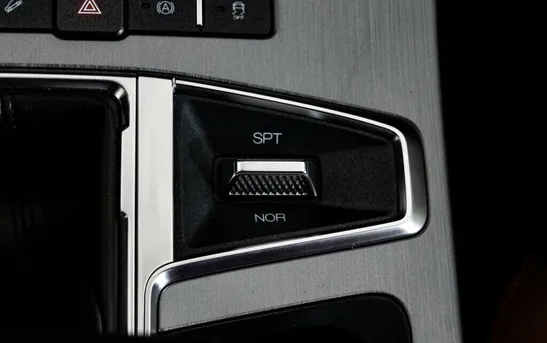 Jetour X70 PLUS 1.60 Робот, фото №1