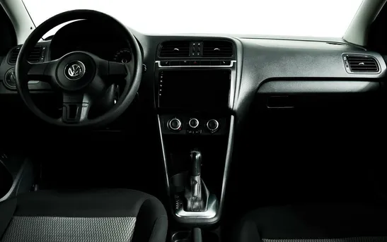 Volkswagen Polo 1.60 Автоматическая, фото №1