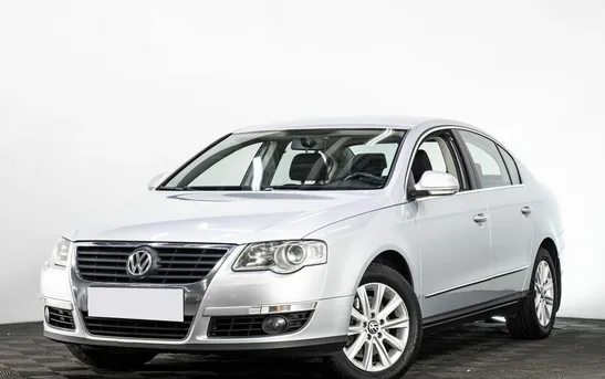 Volkswagen Passat 1.80 Автоматическая, фото №1