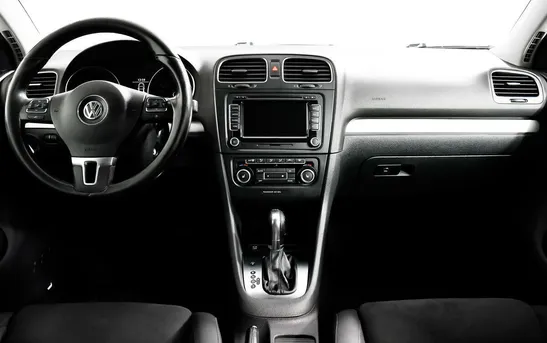 Volkswagen Golf 1.40 Робот, фото №1