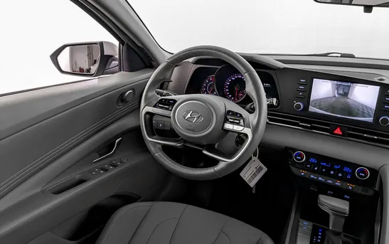 Hyundai Elantra 2.00 Автоматическая, фото №1