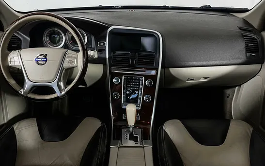 Volvo XC60 2.40 Автоматическая, фото №1