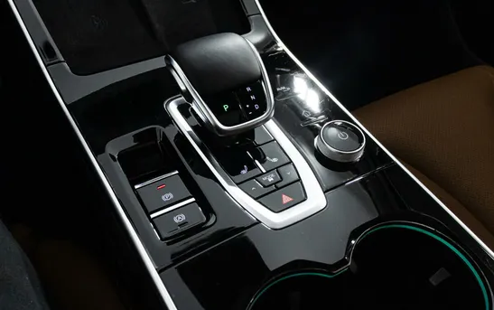 OMODA C5 1.60 Робот, фото №1