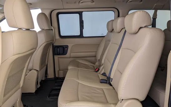 Hyundai H-1 2.50 Автоматическая, фото №1