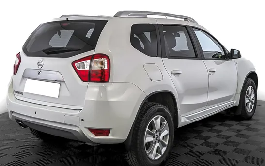 Nissan Terrano 2.00 Автоматическая, фото №1