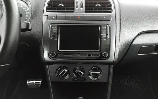 Volkswagen Polo 1.60 Автоматическая, фото №1