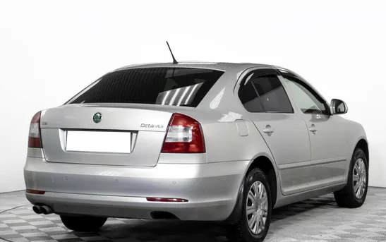 Skoda Octavia 1.40 Робот, фото №1