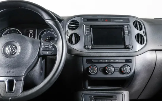 Volkswagen Tiguan 2.00 Автоматическая, фото №1