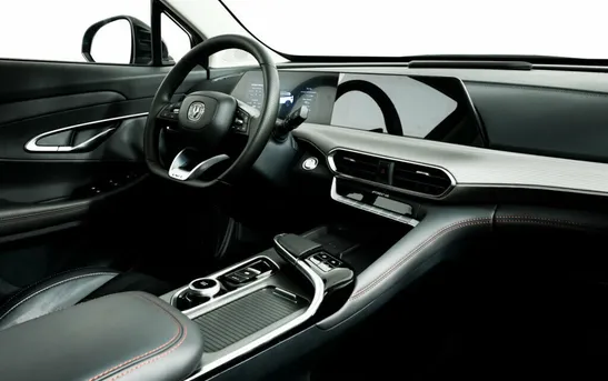 Changan UNI-T 1.50 Робот, фото №1