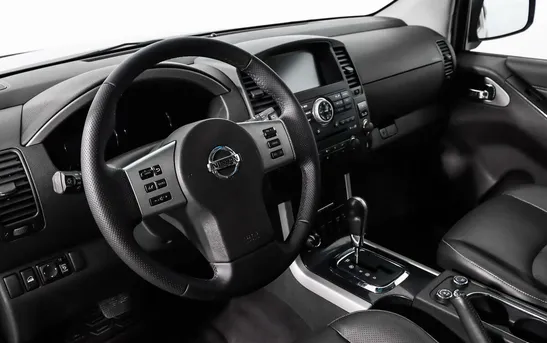 Nissan Pathfinder 3.00 Автоматическая, фото №1