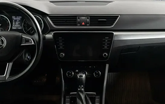 Skoda Superb 1.80 Робот, фото №1