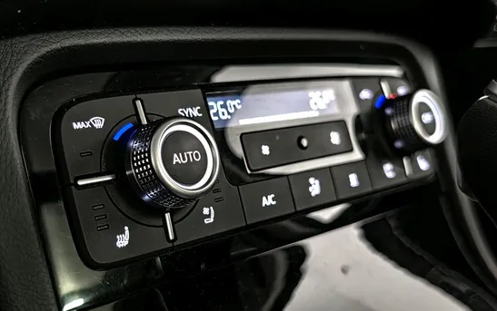 Volkswagen Touareg 3.00 Автоматическая, фото №1