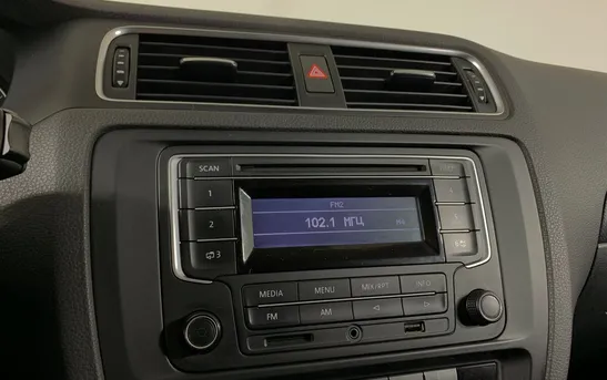 Volkswagen Jetta 1.60 Автоматическая, фото №1