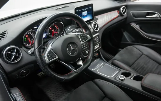 Mercedes-Benz CLA 2.00 Робот, фото №1