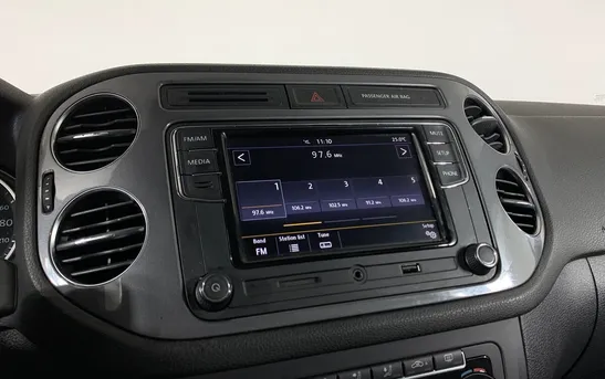 Volkswagen Tiguan 2.00 Автоматическая, фото №1