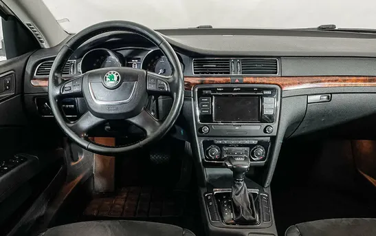 Skoda Superb 2.00 Робот, фото №1