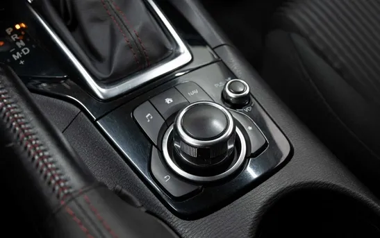 Mazda 3 1.50 Автоматическая, фото №1