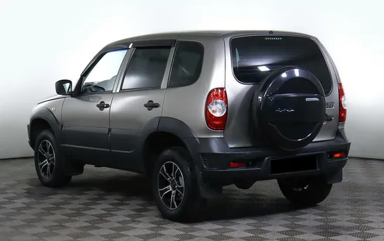 Lada (ВАЗ) Niva 1.70 Механика, фото №1