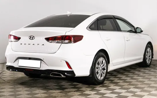Hyundai Sonata 2.00 Автоматическая, фото №1