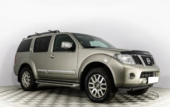 Nissan Pathfinder 3.00 Автоматическая, фото №1