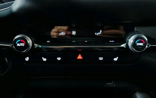 Mazda 3 1.50 Автоматическая, фото №1